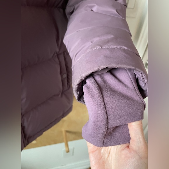 Aritzia TNA Superpuff Short XS - Picture 4 of 4